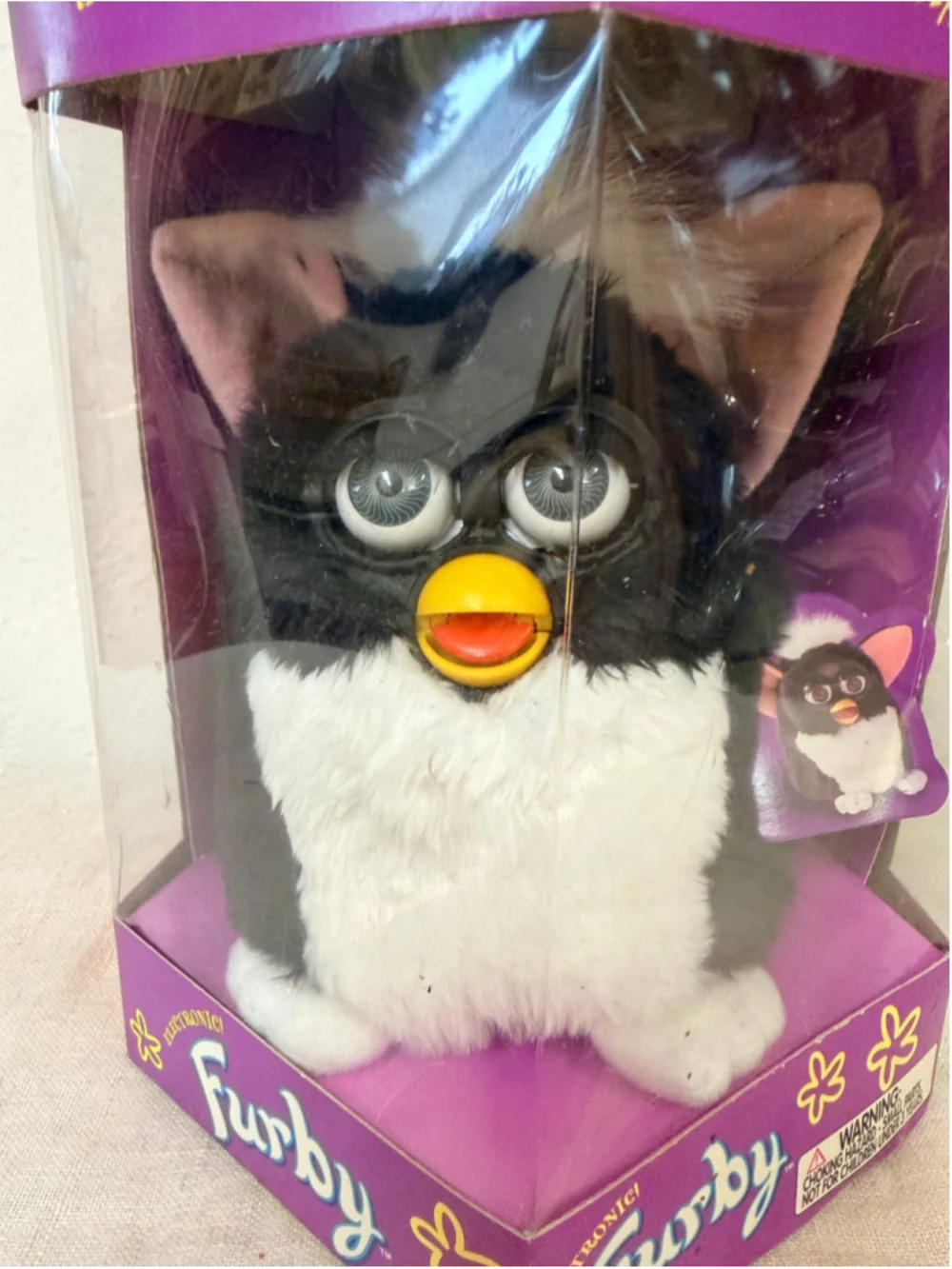 NIB Vintage 1998 Tiger Electronics Furby Black White with Blue Eyes Box Unopened